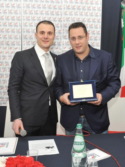 Giovane Italia Terzigno, tre pullman per accogliere Angelino Alfano a Napoli